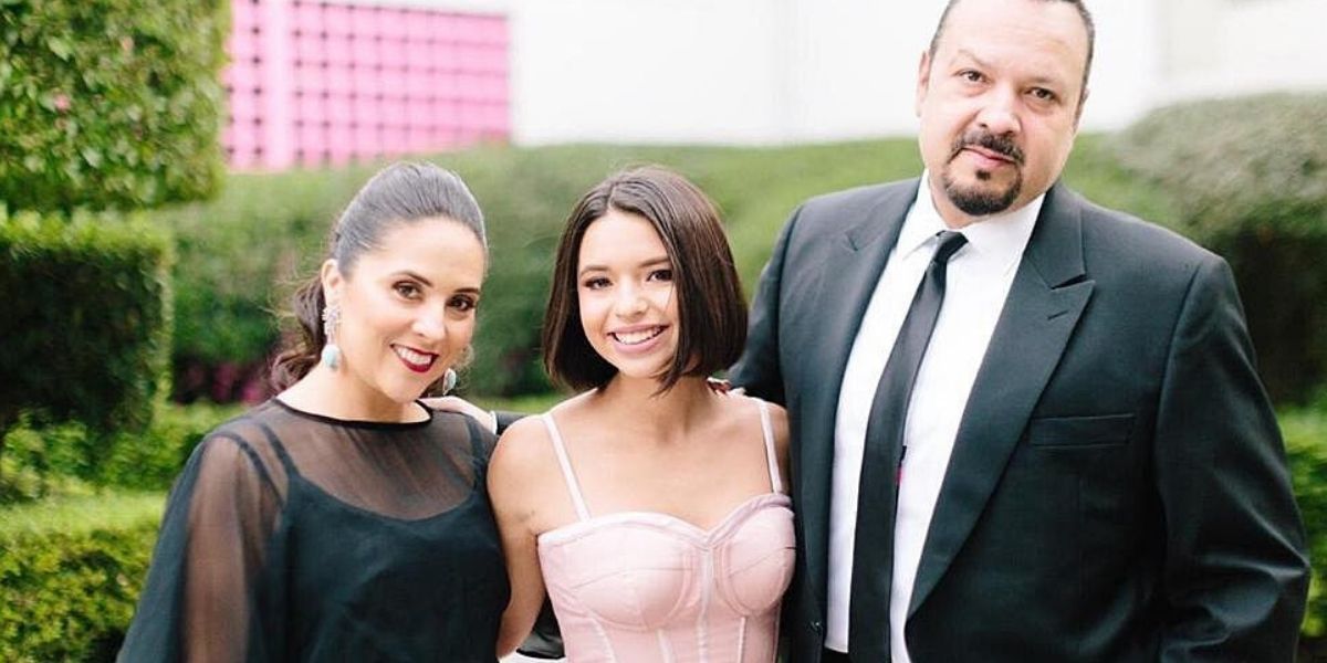 Pepe Aguilar y Aneliz dedican emotivos mensajes a Ángela Aguilar en su